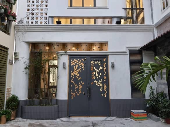 Bán nhà ngang 8m 5 tấm 704/47/ Hương lộ 2, ra ngay 413 Lê Văn Quới 6 1