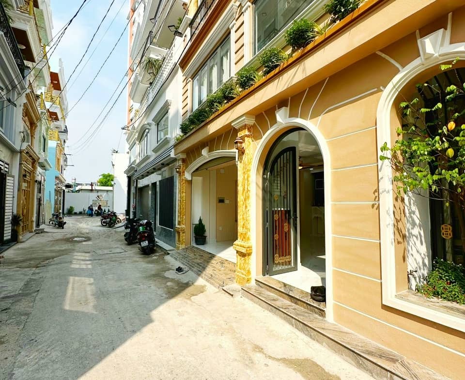 Siêu phẩm Villa Lê Văn Quới 8×9 4 lầu 4 phòng