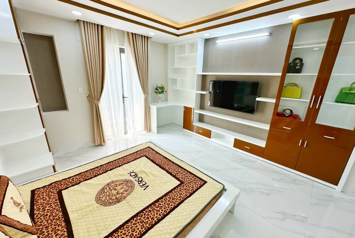 Siêu phẩm Villa Lê Văn Quới 8×9 4 lầu 4 phòng