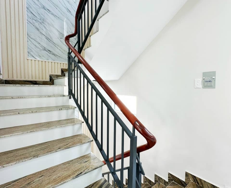 Siêu phẩm Villa Lê Văn Quới 8×9 4 lầu 4 phòng