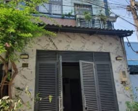 178 16 le van quoi 1