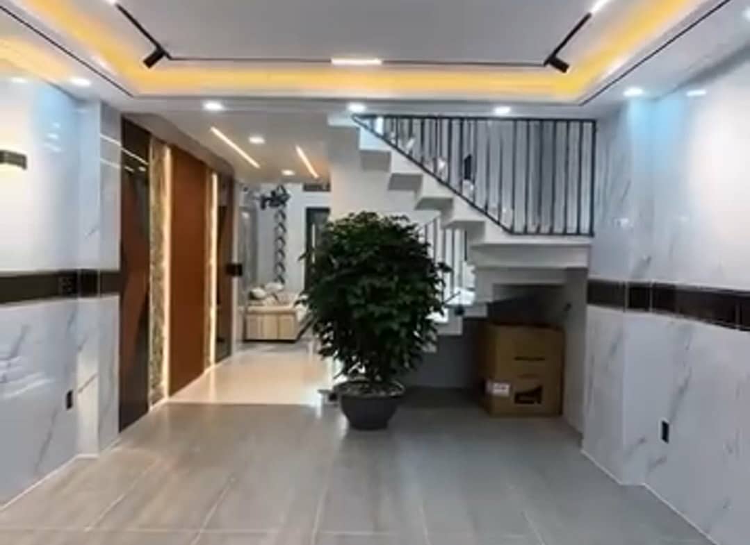 Nhà bán ngay chợ Lê Văn Quới q.Bình Tân