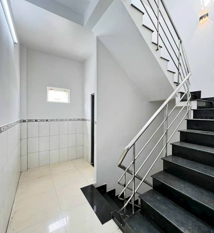 Bán nhanh nhà hẻm rộng 100/3/12 Miếu Gò Xoài, Bình Tân – Nhà mới, đầy đủ tiện ích với giá cực kỳ hợp lý!