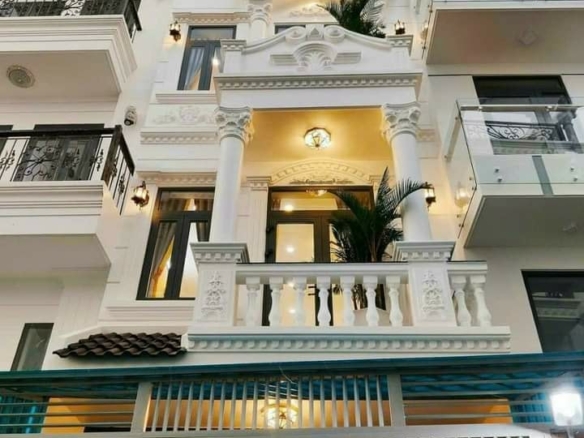 le van quoi lech tang 1